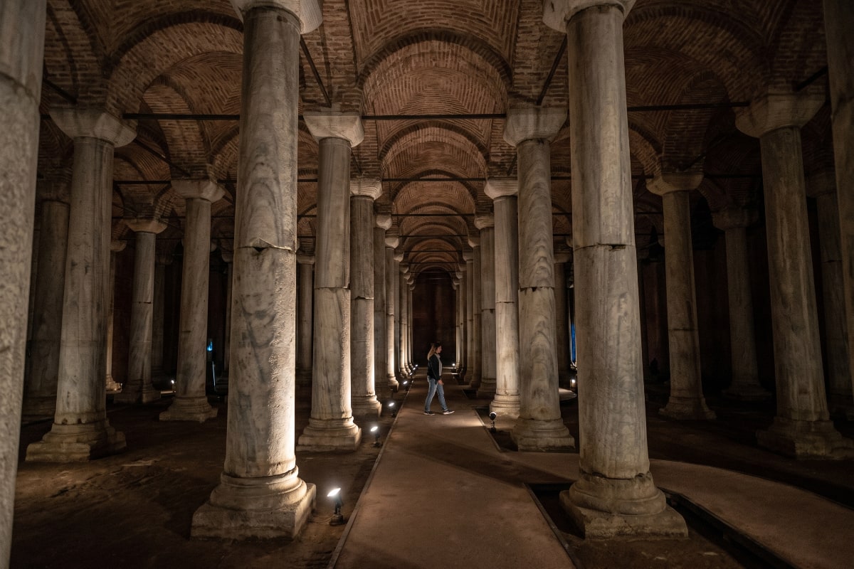 The Mystery of the 1001 Columns: Inside the Binbirdirek Cistern
